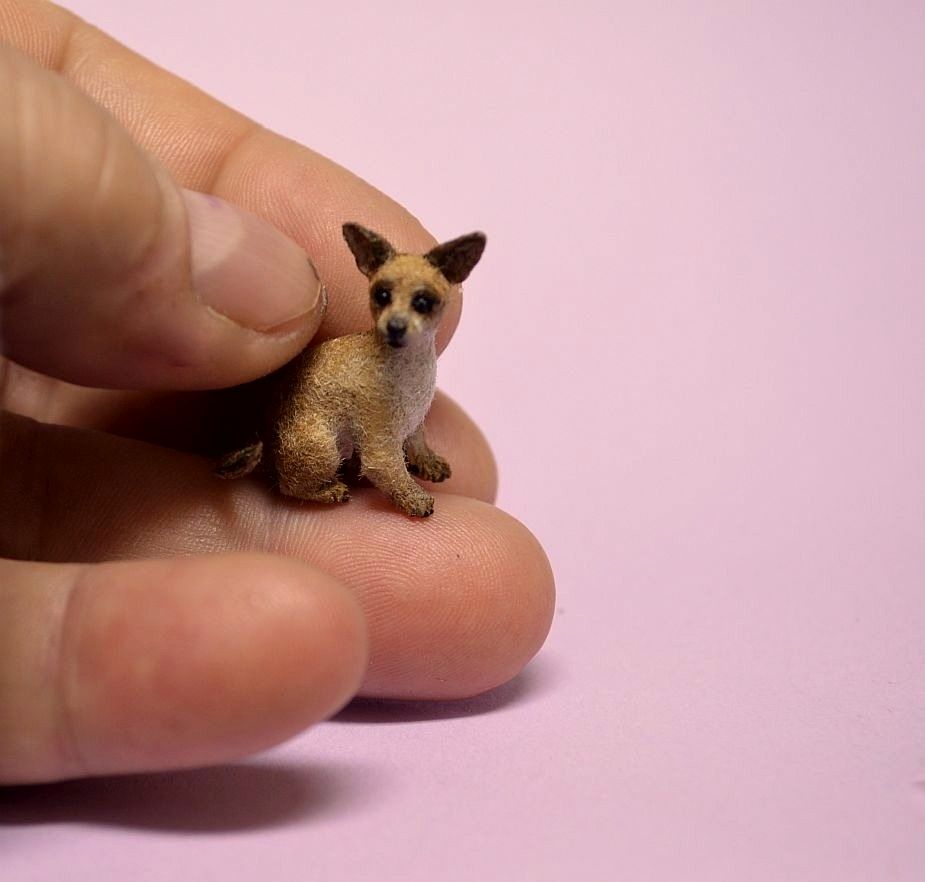 Hand 



carved furred realistic OOAK dollhouse miniature chihuahua